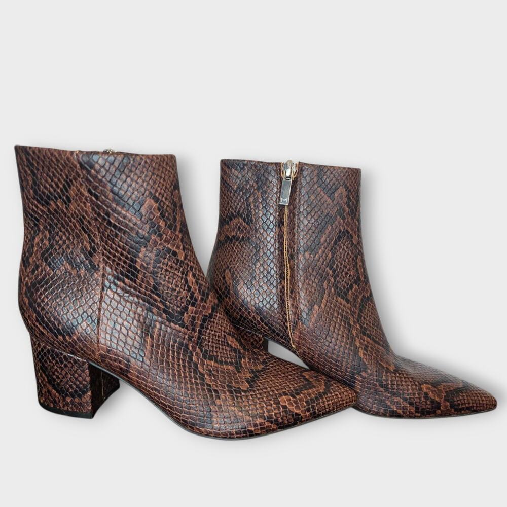 Marc Fisher Mlyale Women's 8 M Gray Black Snakeskin Leather Chelsea Ankle Boots